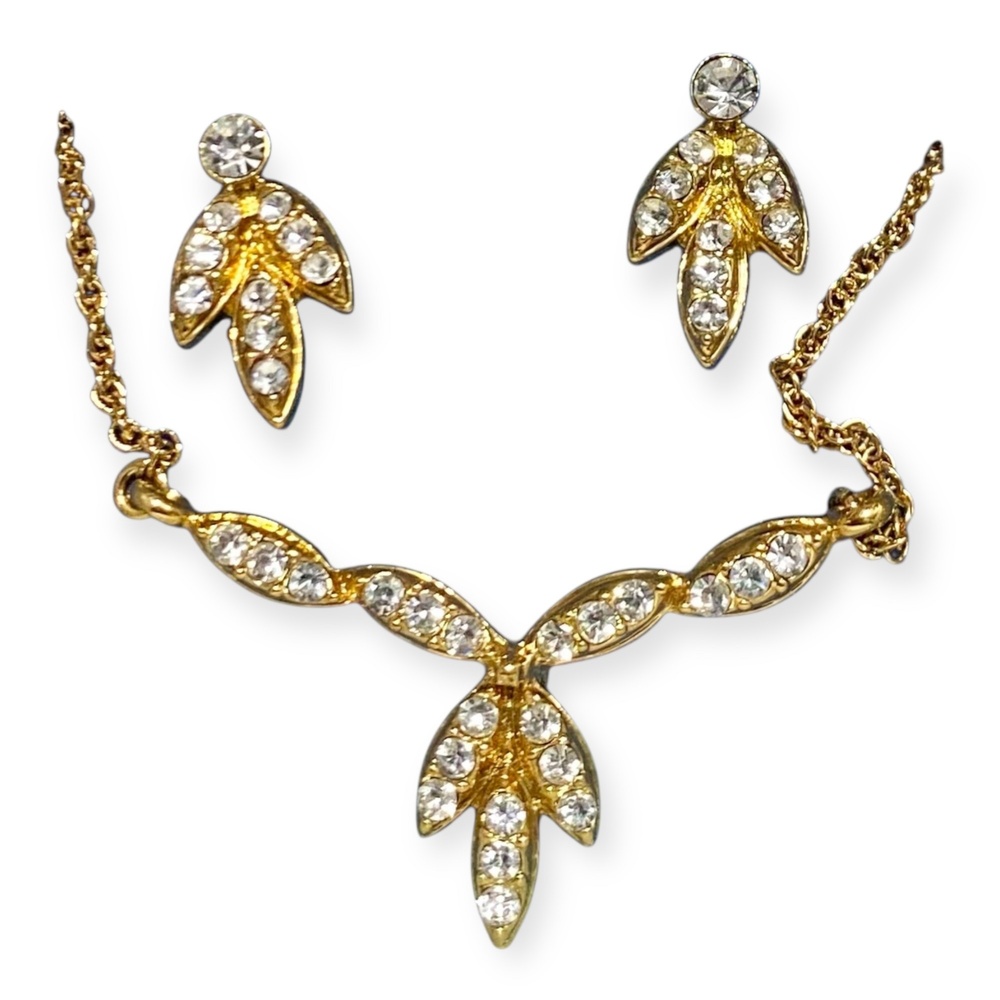 Vintage 2003 Avon Rhinestone Leaf Necklace & Earring Set Goldtone Sparkle